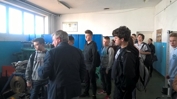 wp_20180405_10_11_57_pro