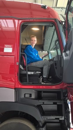 wp_20180405_10_59_45_pro